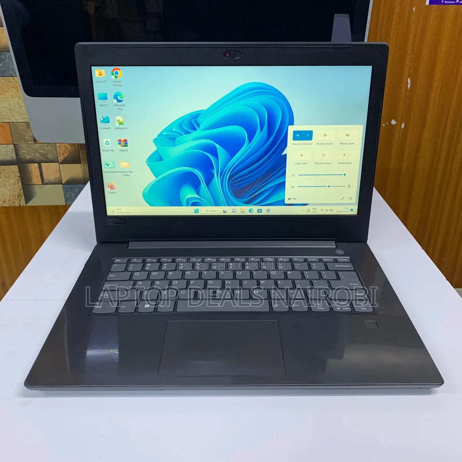 Laptop Lenovo V330 8GB Intel Core I5 SSD 256GB