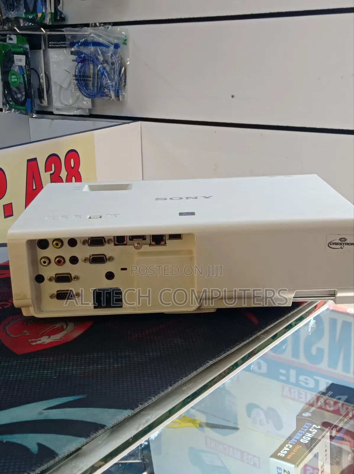 Sony VPL-Ex 276 Projector