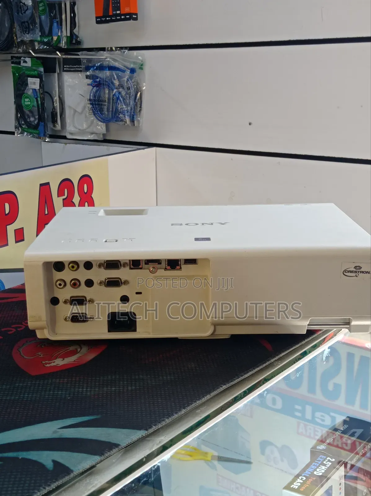 Sony VPL-Ex 276 Projector