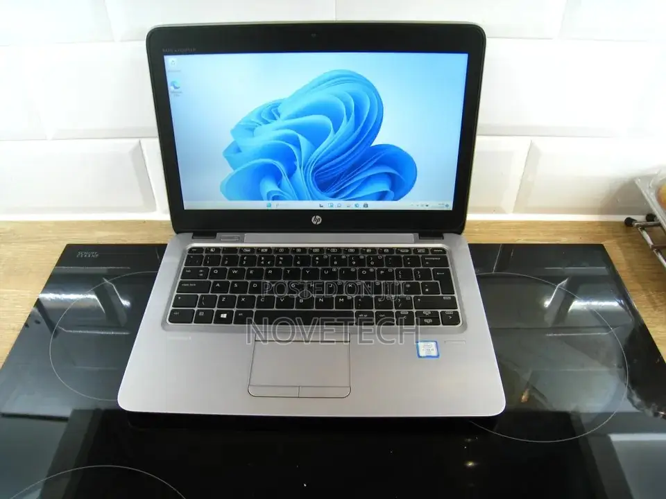 Laptop HP EliteBook 820 G4 8GB Intel Core I7 SSD 256GB