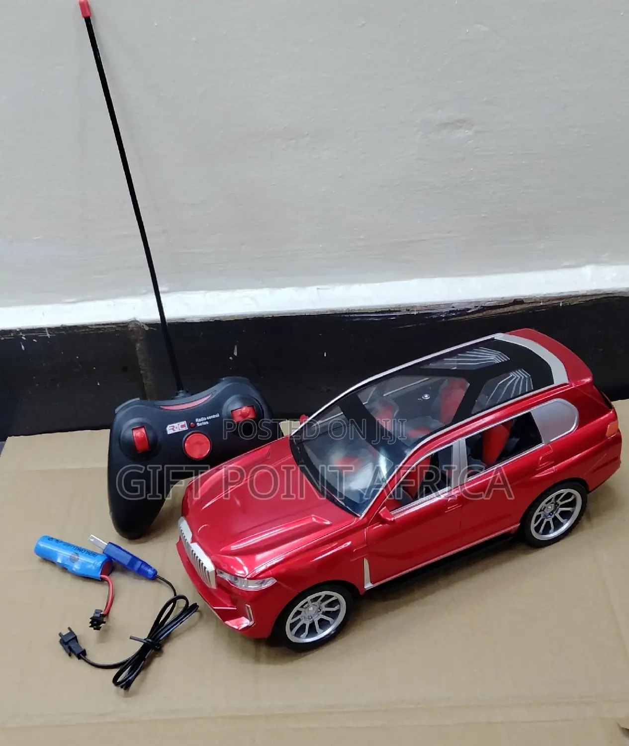Rechargeable Remote Control Super Racing Toy Car