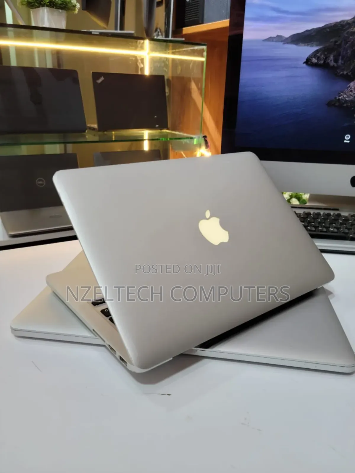 Laptop Apple MacBook Pro 2015 8GB Intel Core I5 SSD 256GB
