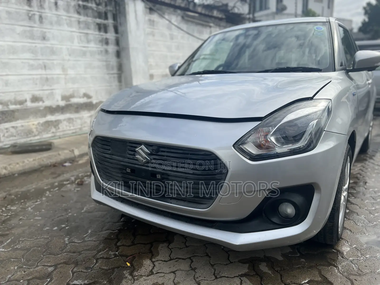 Suzuki Swift 2018 Silver