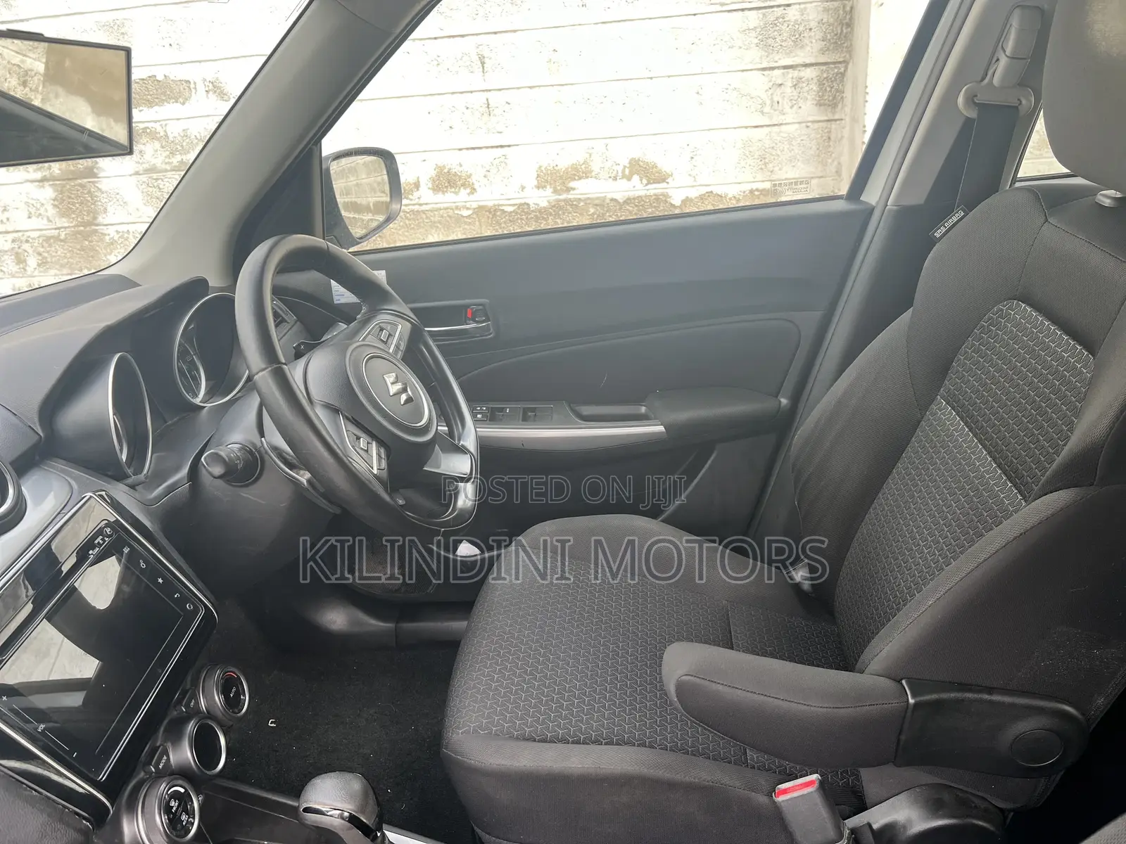 Suzuki Swift 2018 Silver
