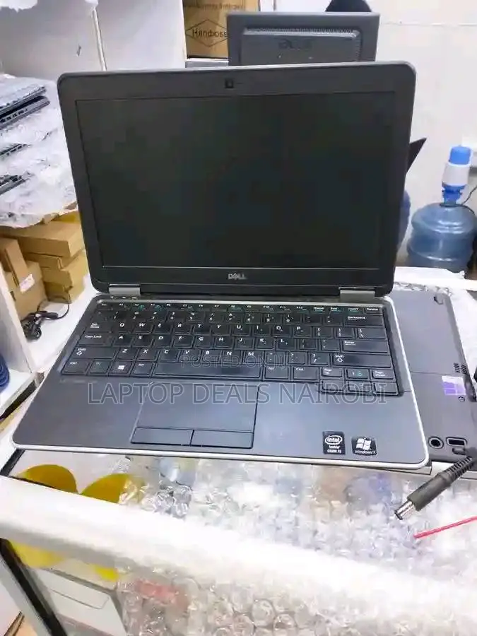 Laptop Dell 8GB Intel Core i5 SSD 256GB