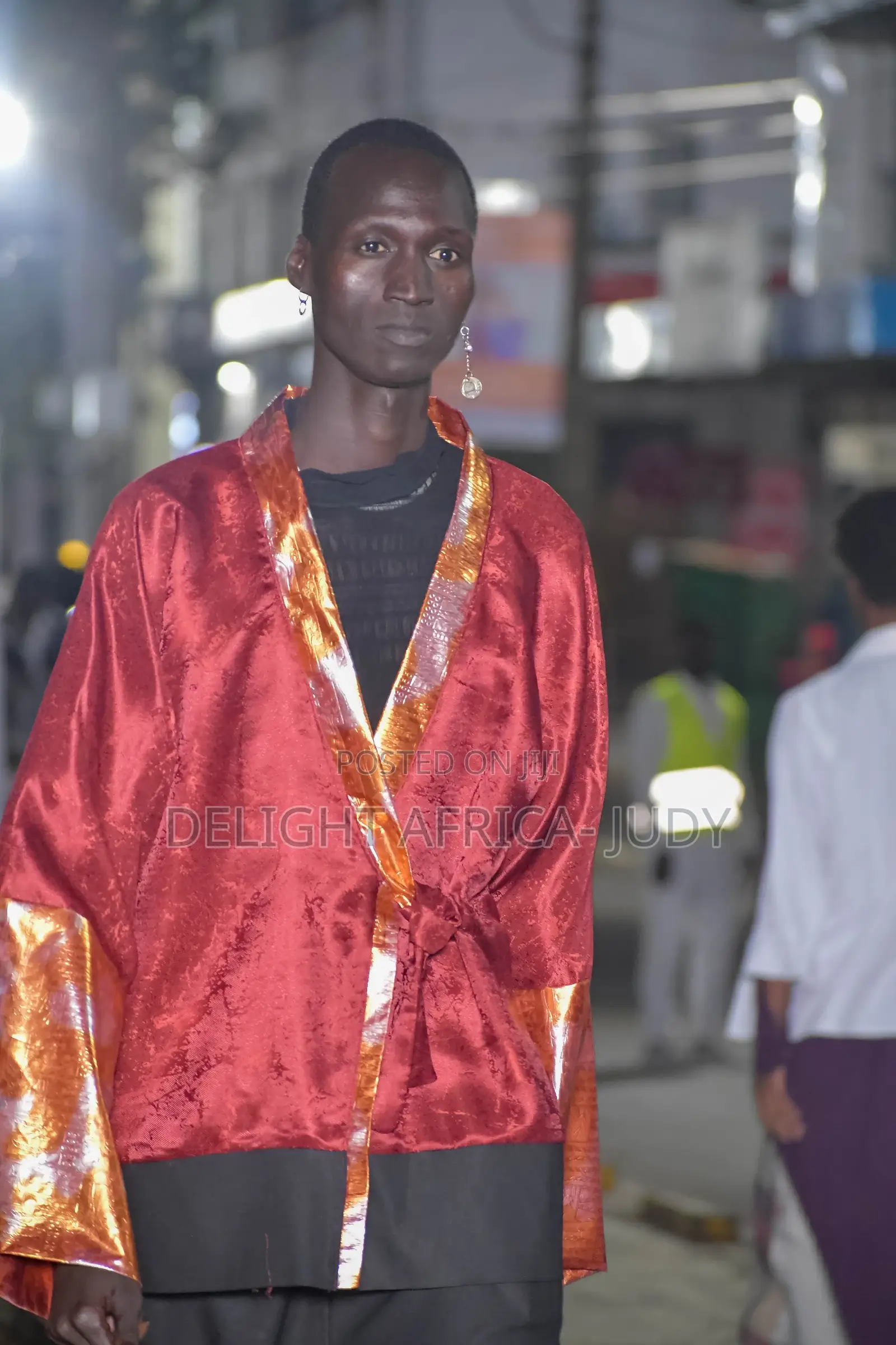 Man Walk Modelling Tutoring Sessions Around CBD