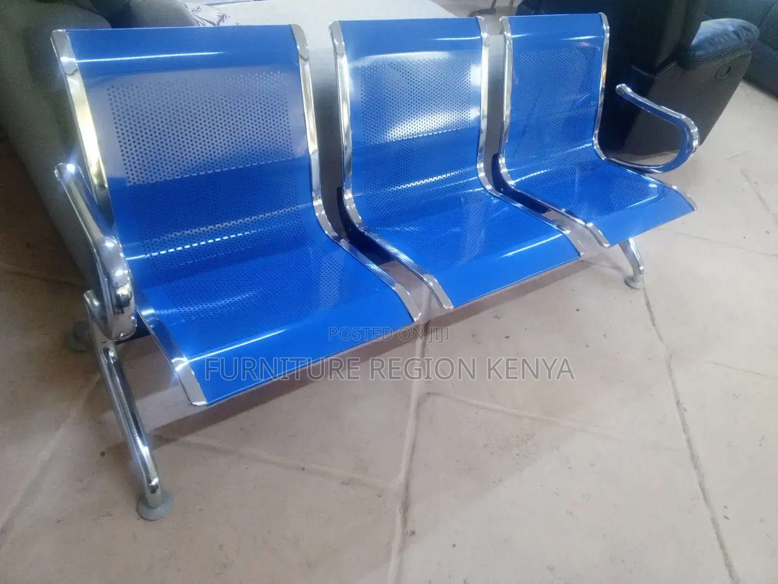 Non Padded Waiting Bench