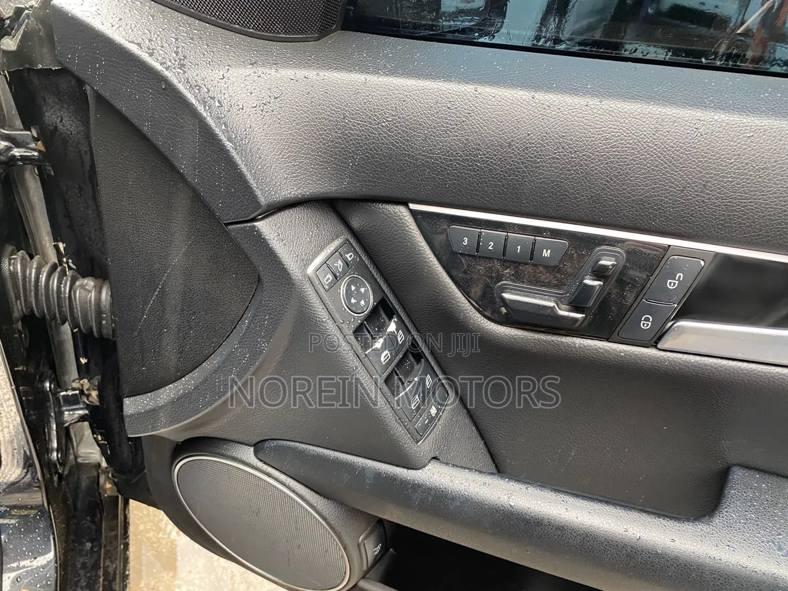 Mercedes-Benz C180 2013 Black