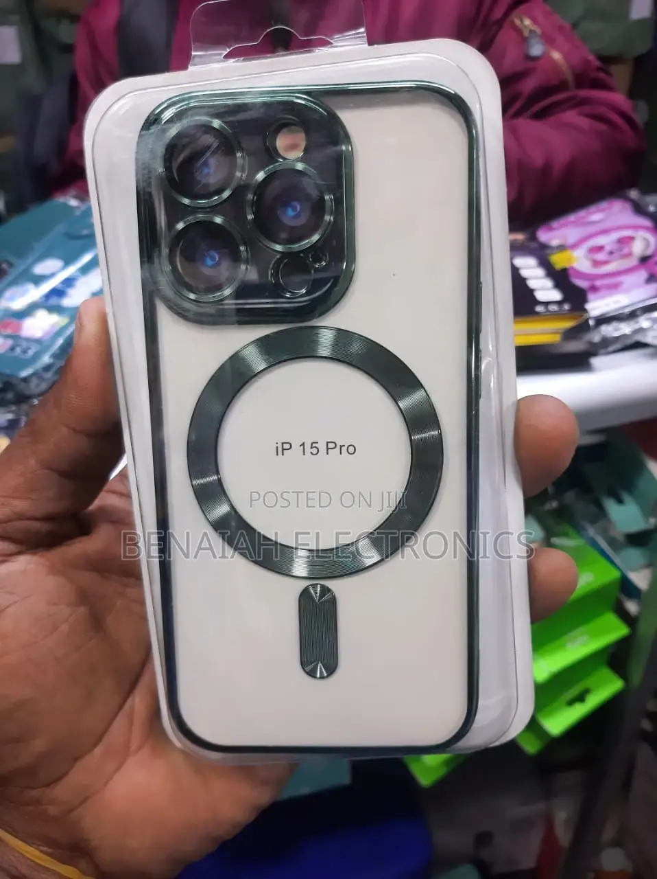 iPhone 15 Pro Classic Case