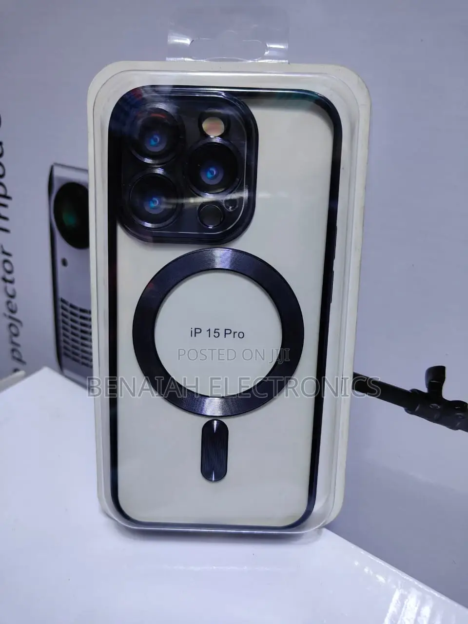 iPhone 15 Pro Classic Case