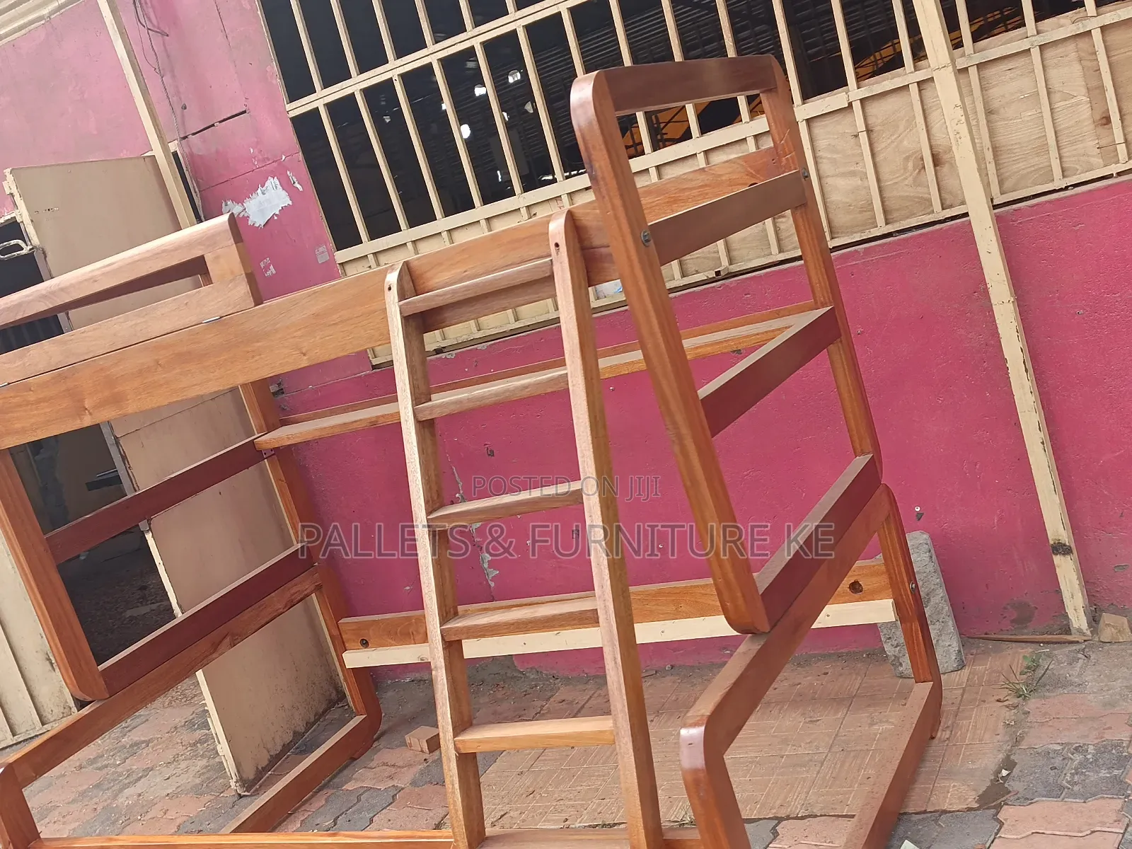 Mahogany Double Decker