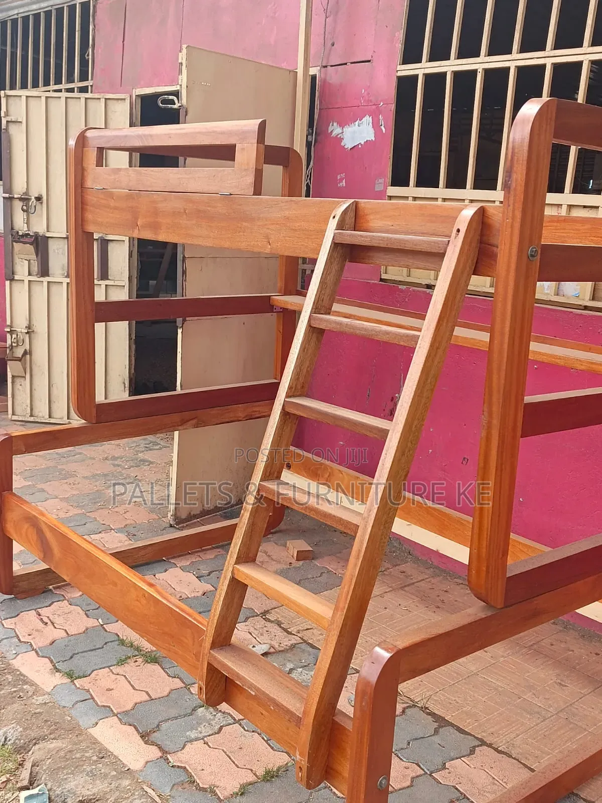 Tranquil Mahogany Twin Loft