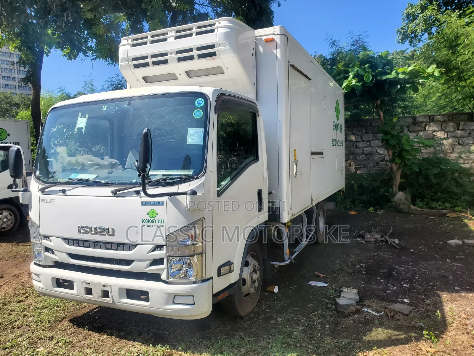 Isuzu Elf Hybrid, 2017, 3000cc, Automatic
