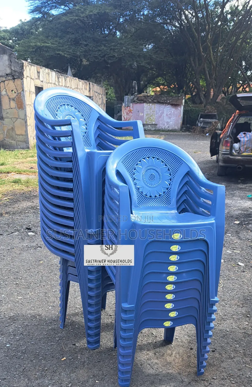 Normal Plastic Chairs With Armrest
