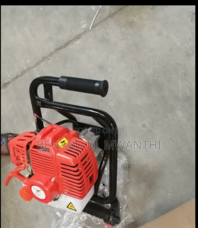 Brand New Earth Auger With 10' 8' 6' Bits