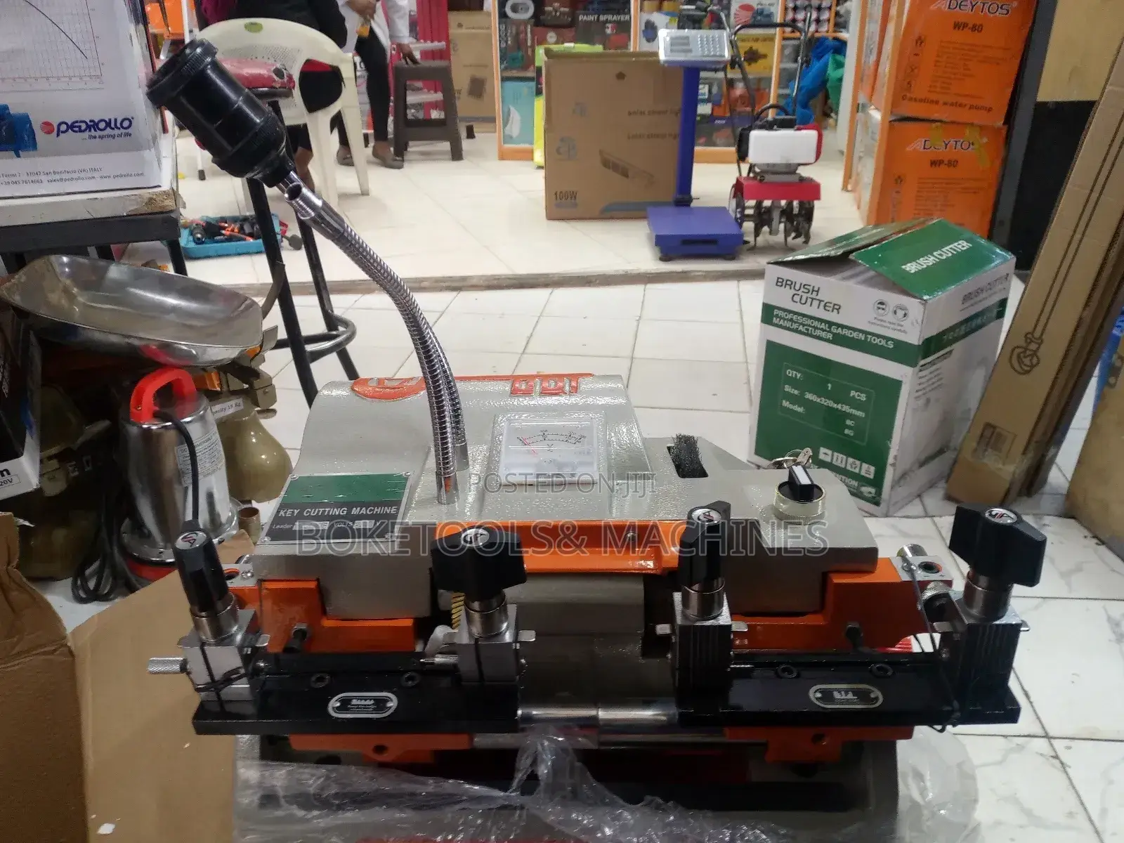 Key Cutting Machine