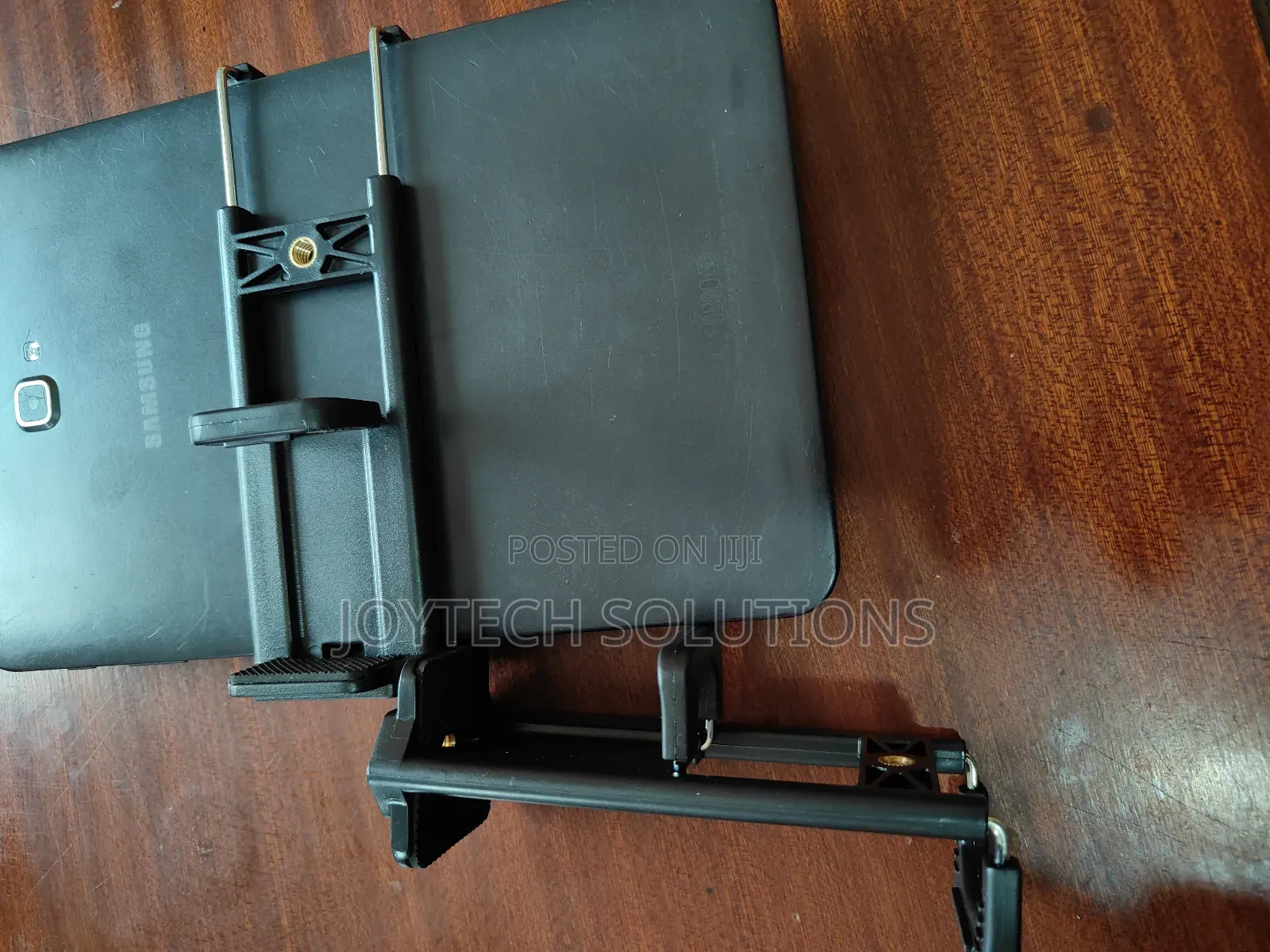 Tripod Phone /Tablet Holder.