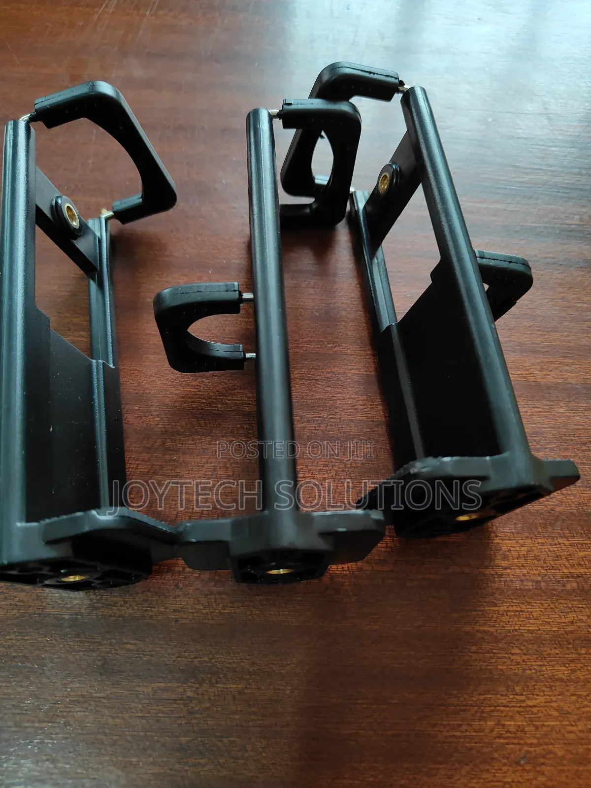 Tripod Tablet/Phone Holder : Universal Holder