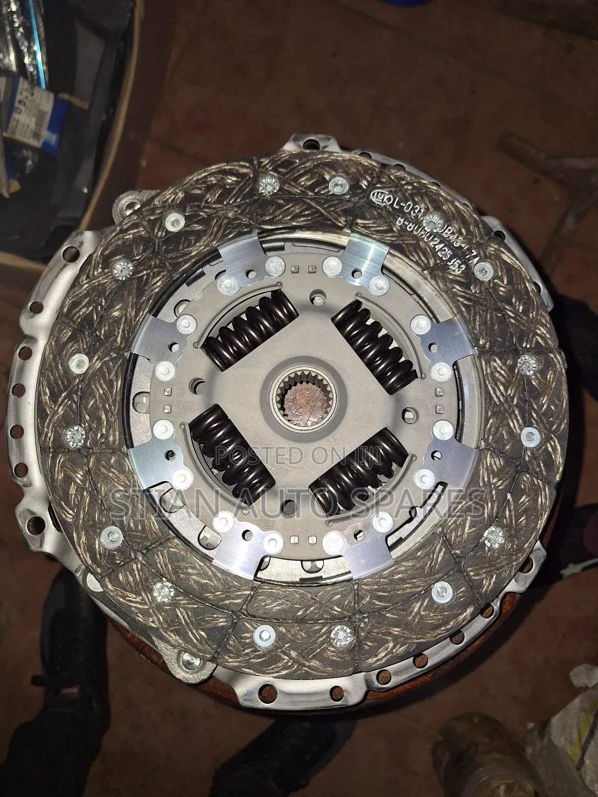 Ford Ranger 2.2 Pressure and Clutch Plate