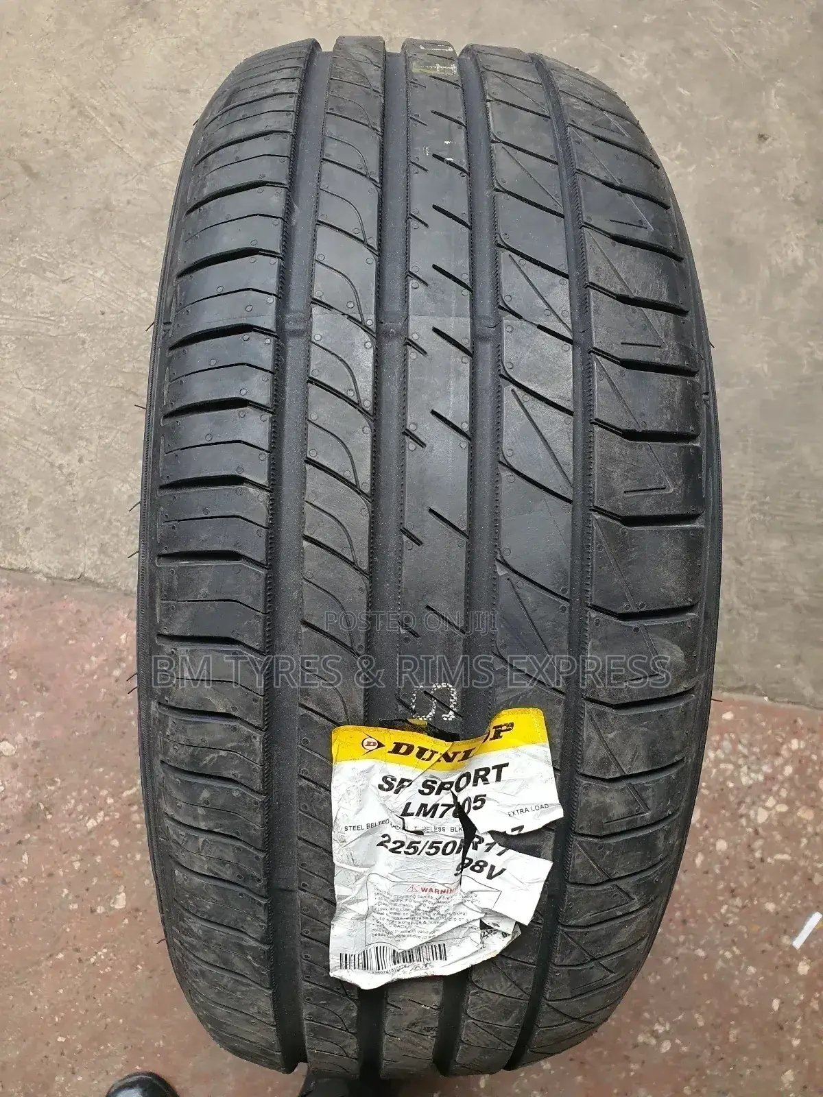 225 /50 R17 Dunlop TYRES (Japan)