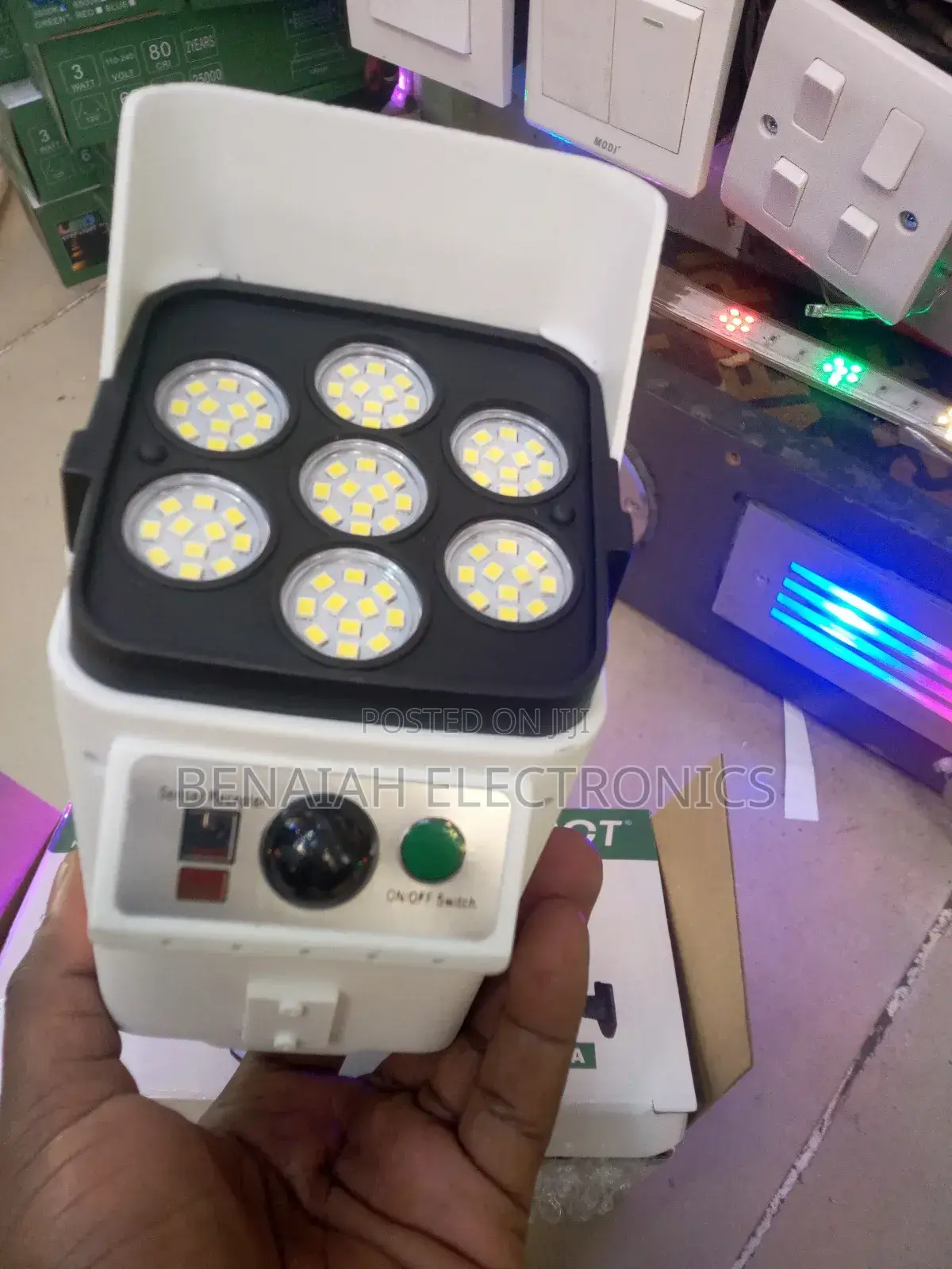 Solar Monitoring Lamp.Remote Controlled,Human Motion Sensor