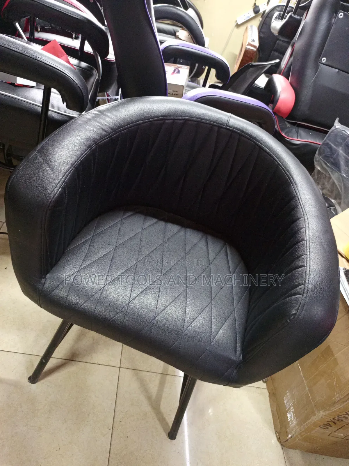 Styling Seat Black in Color