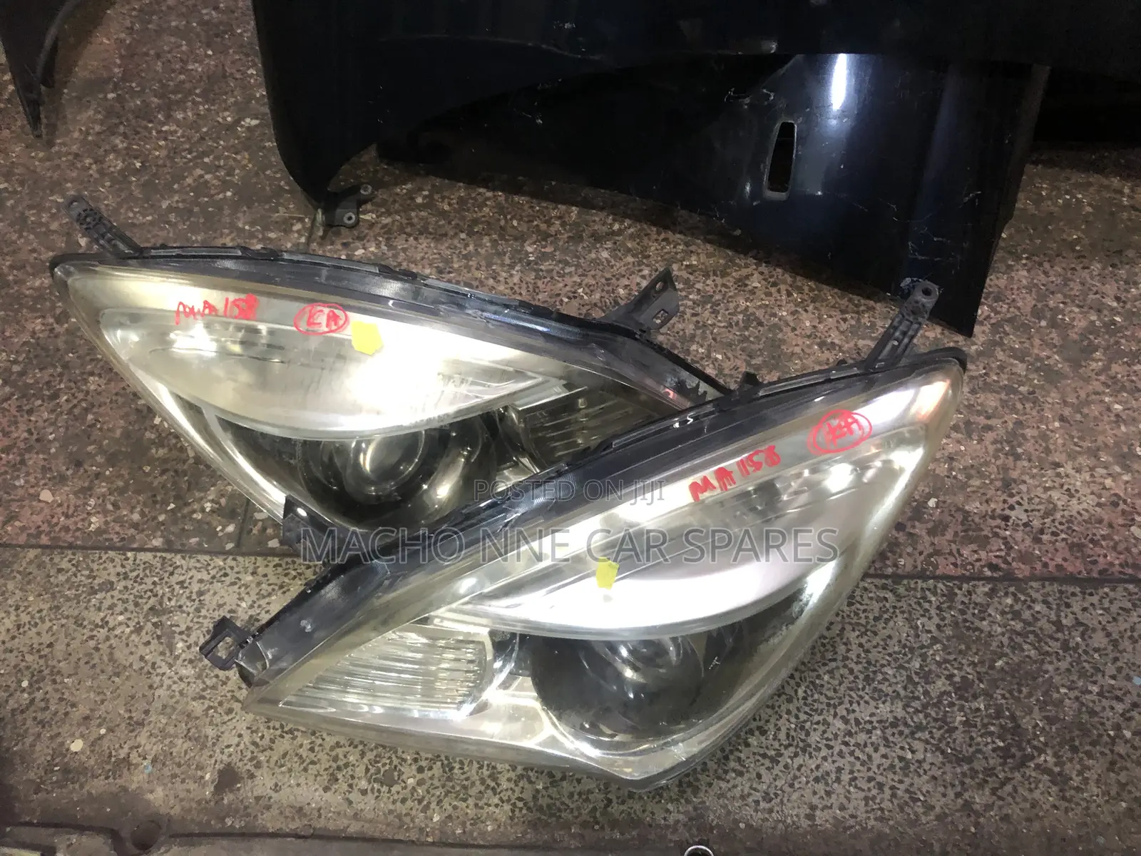 Suzuki Solio 2011 Xenon Headlight