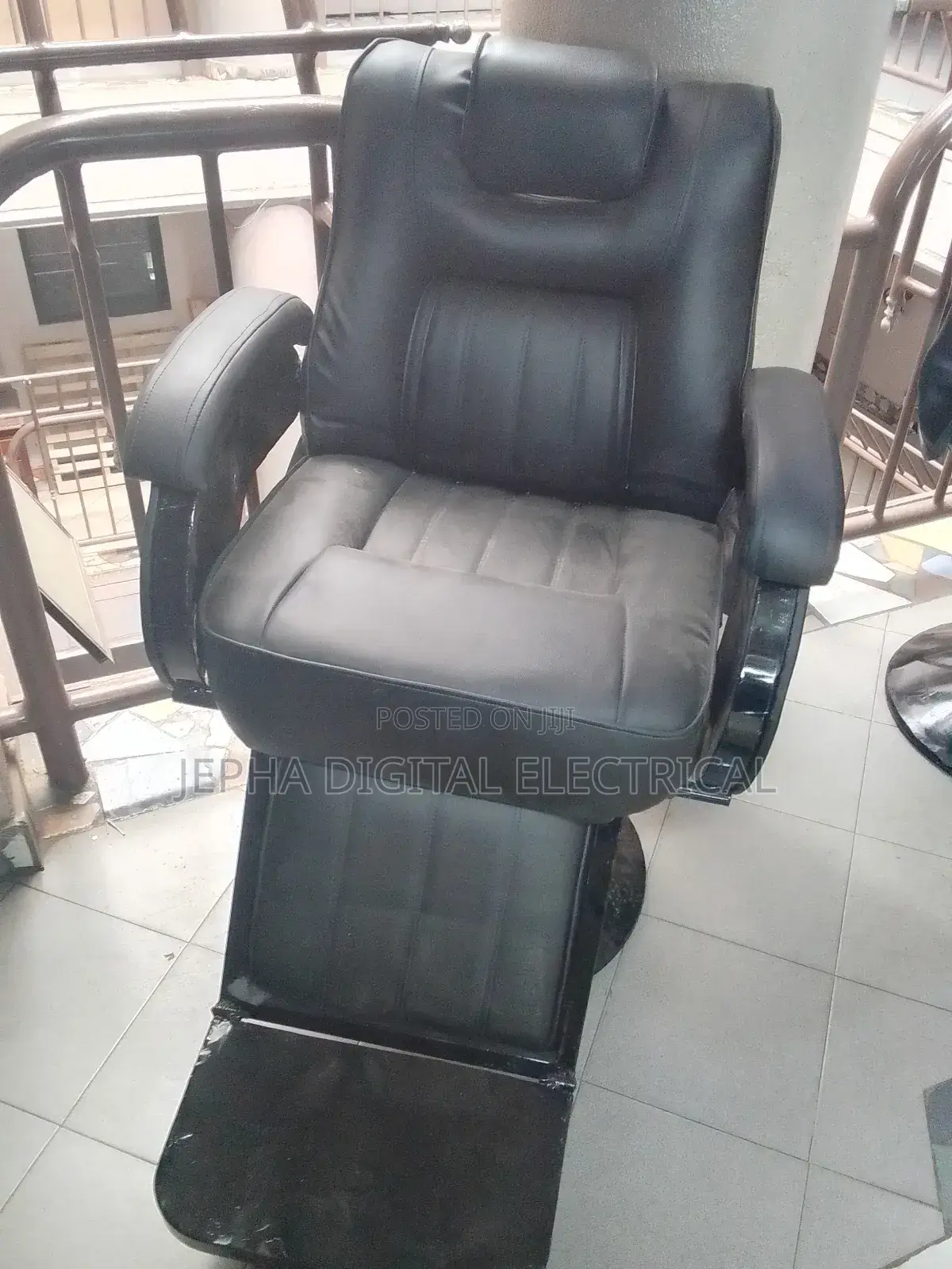 Affordable Barber Chair