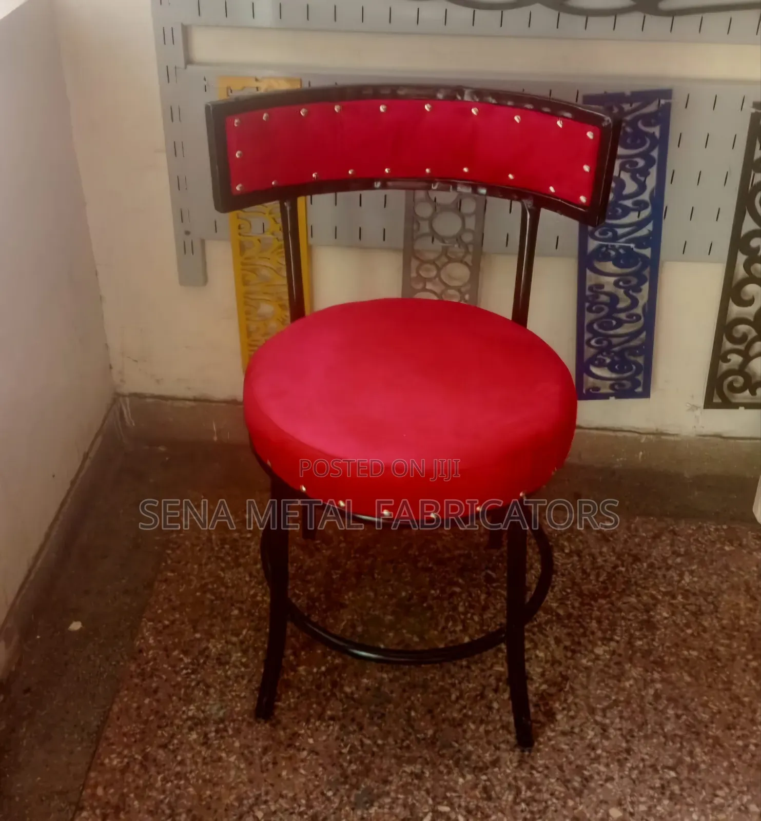 High-Quality Restaurant Chairs/ Styling Salon Chair.