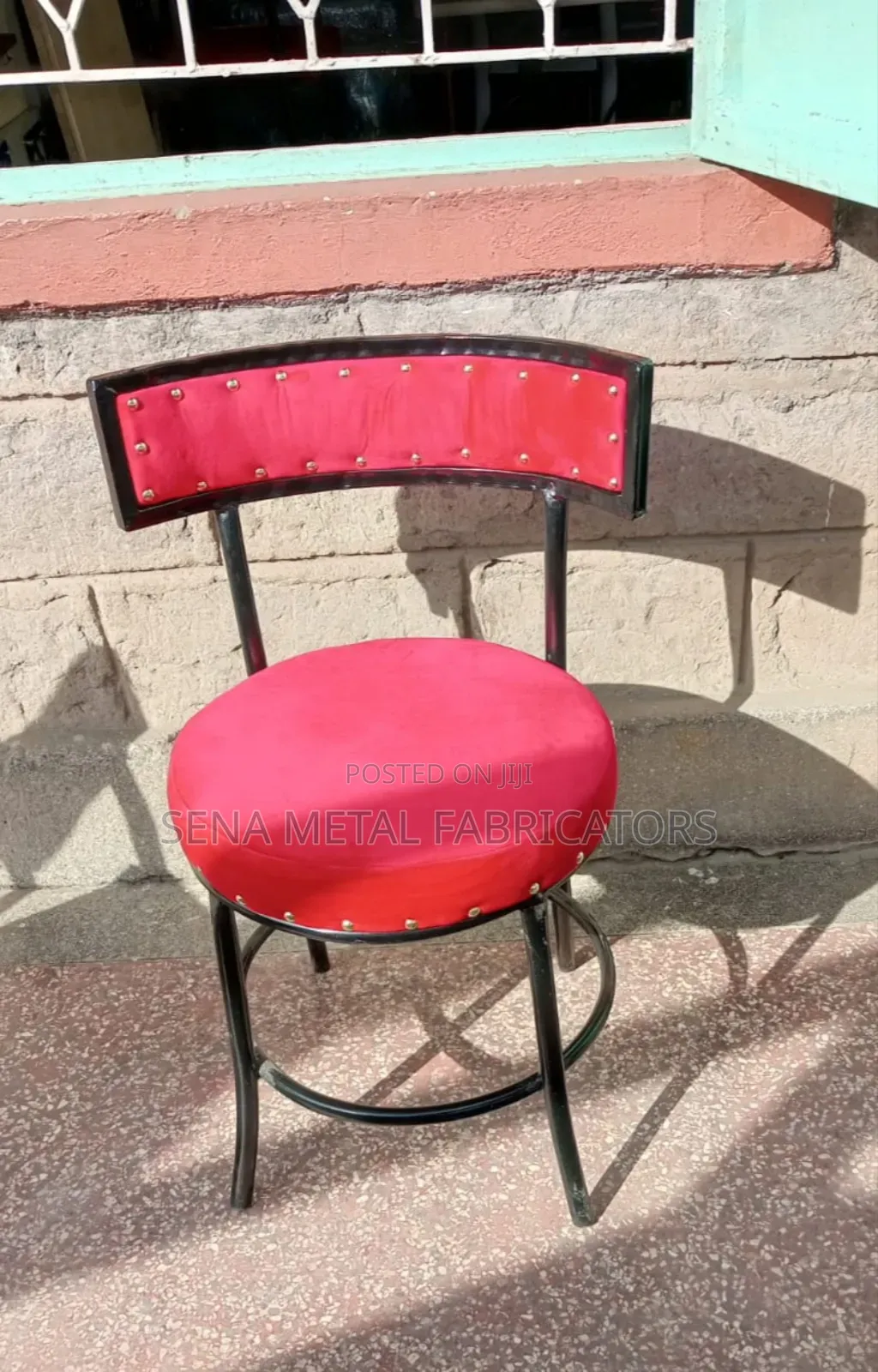 High-Quality Restaurant Chairs/ Styling Salon Chair.