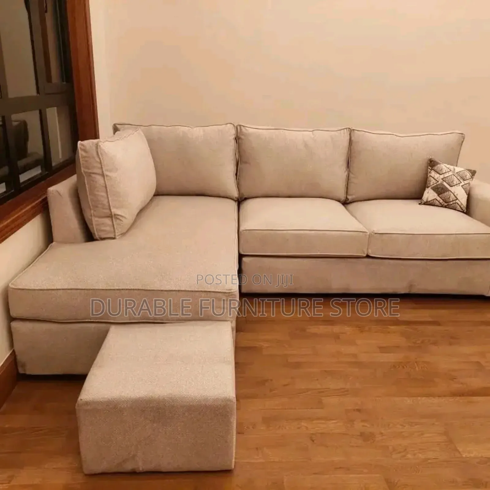 Quality Coner Seat 6 Seater