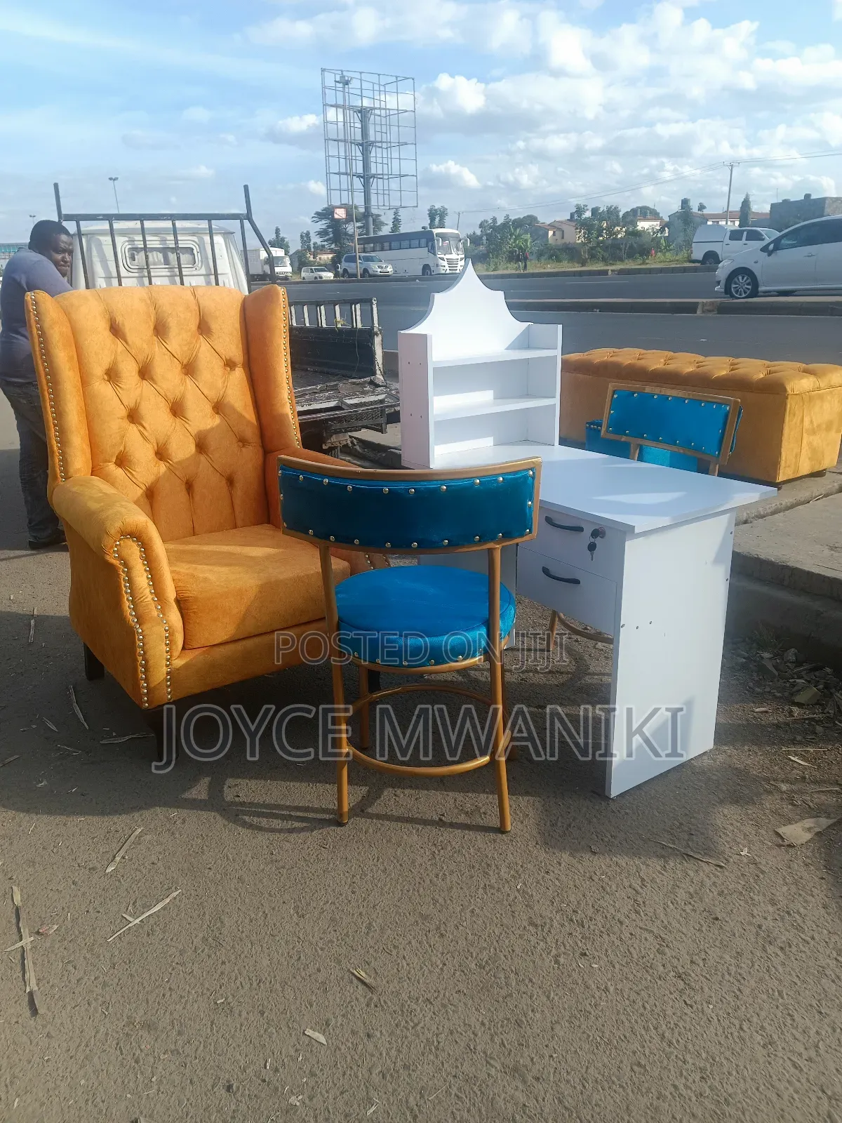 Pedicure Seat Gold, and Manicure Set 