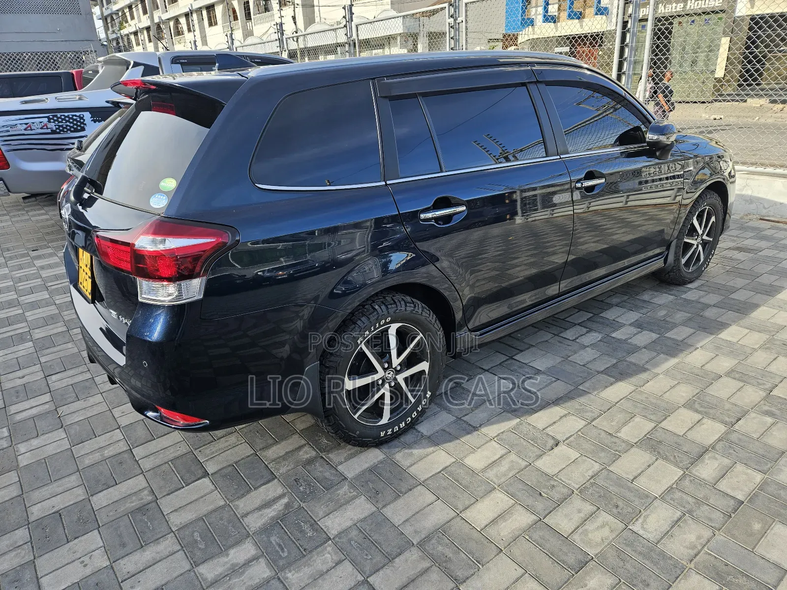 Toyota Corolla Fielder 2017 Black