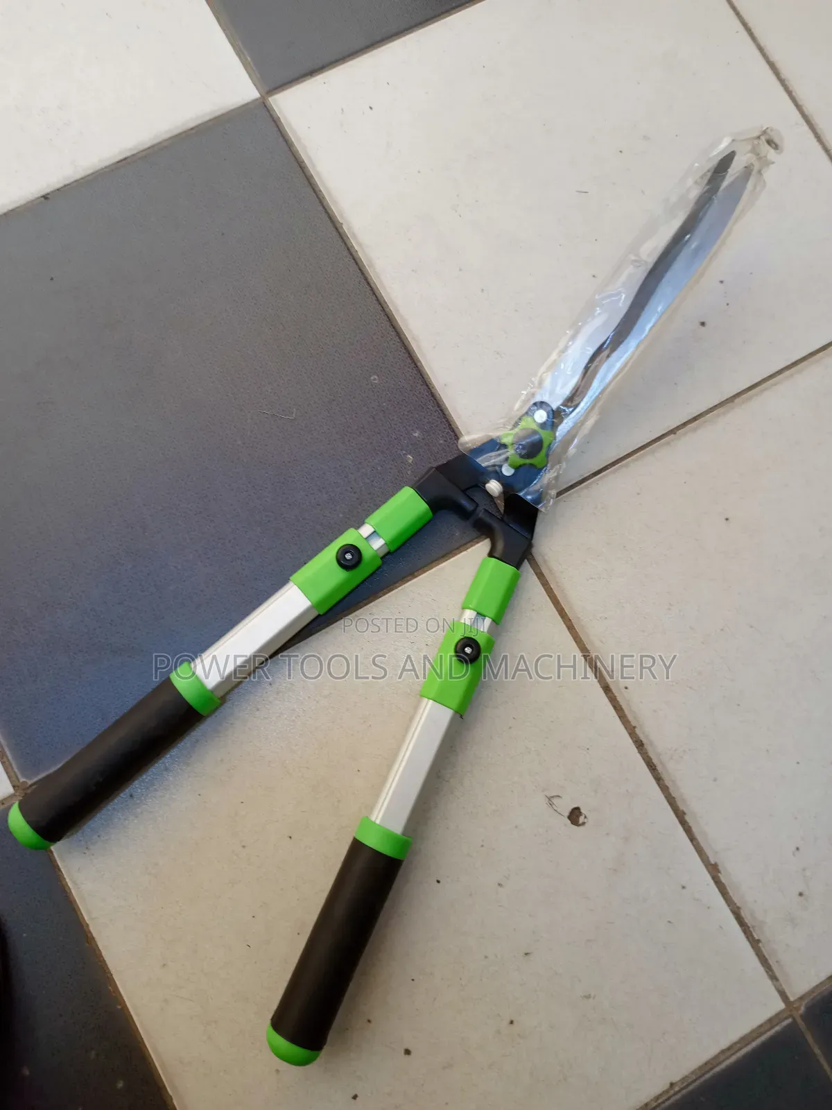 Heavy Duty Hedge Shears