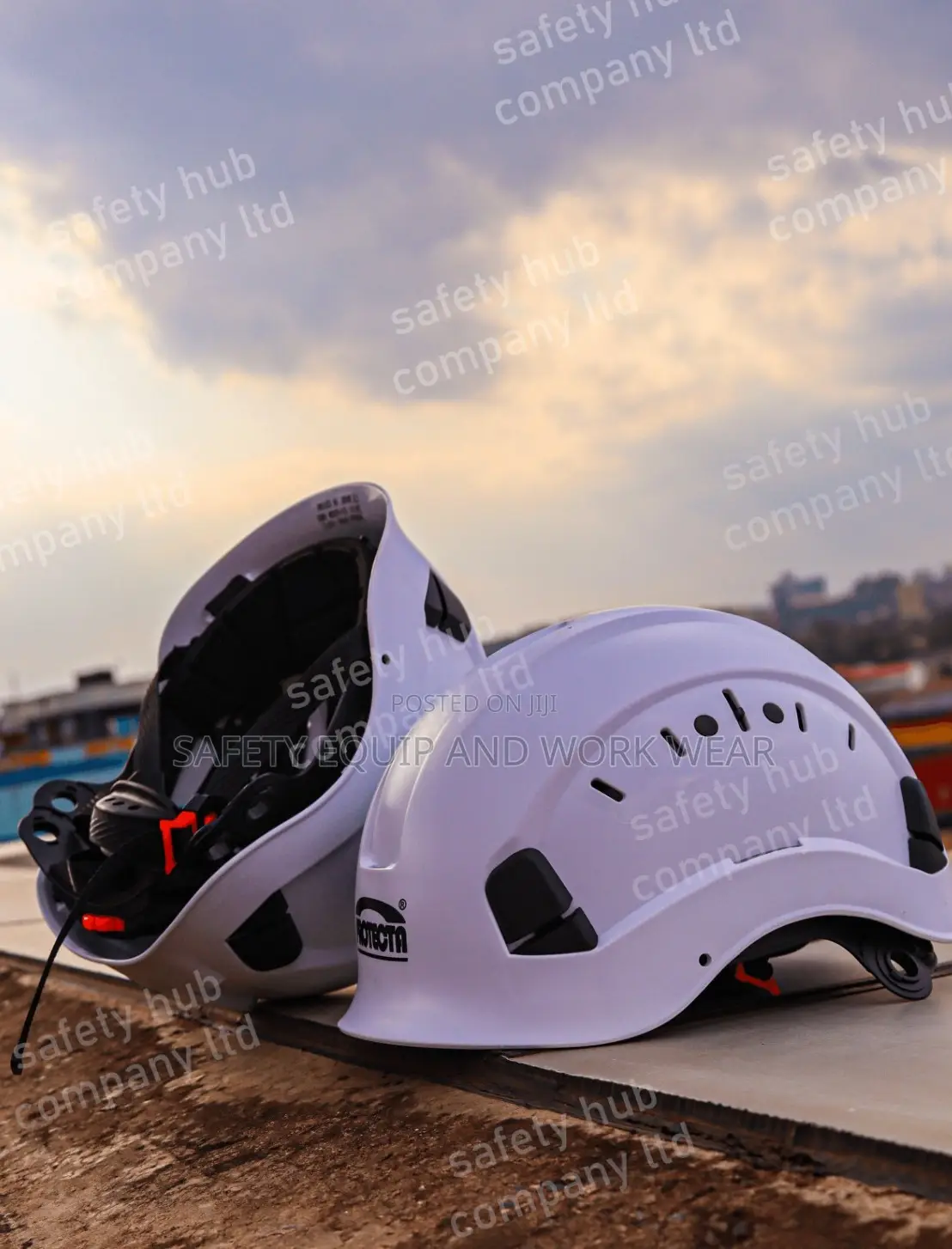 W.A.H Helmets - White