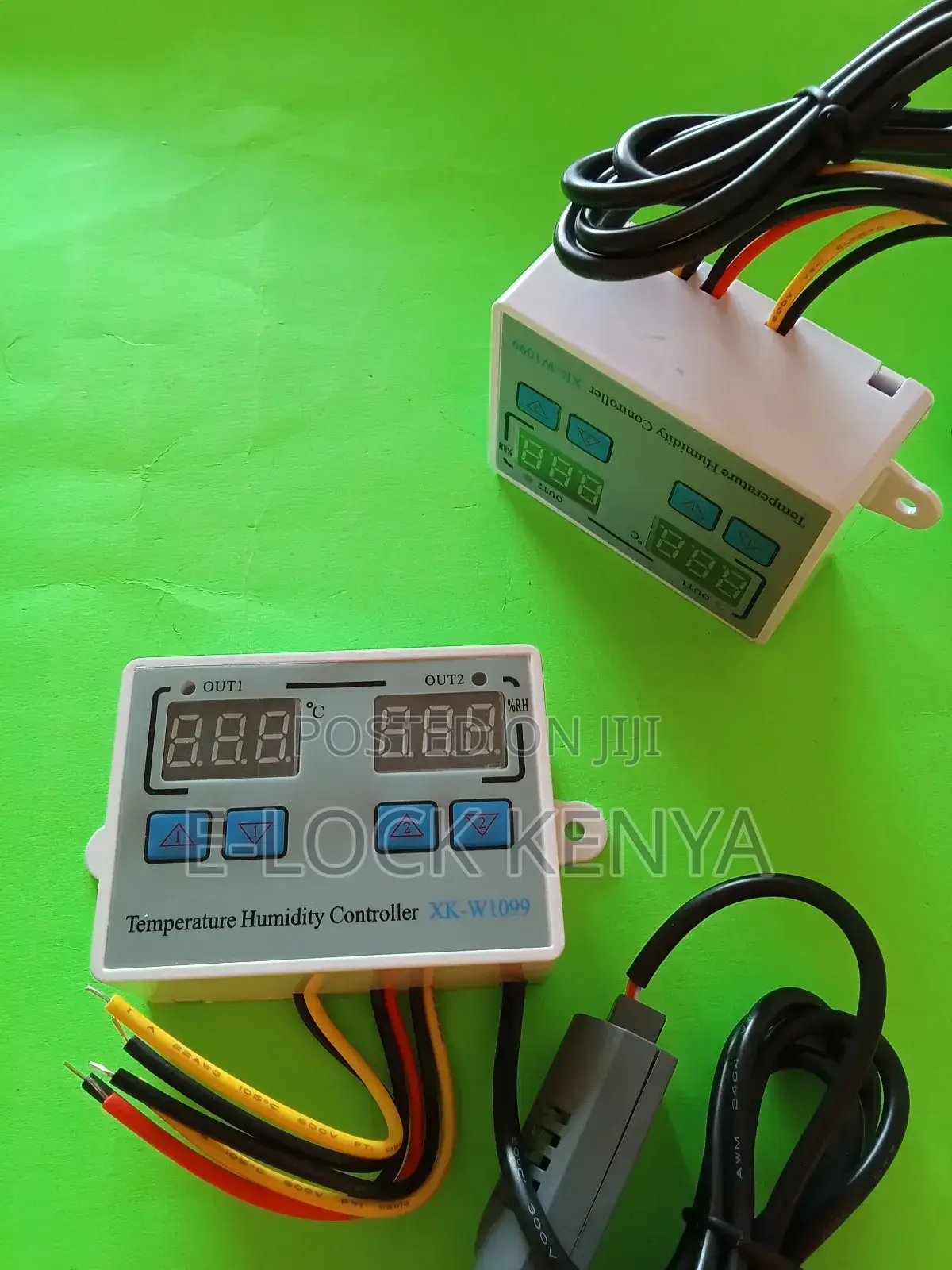 Incubator Thermostat With Hygrometer for Control