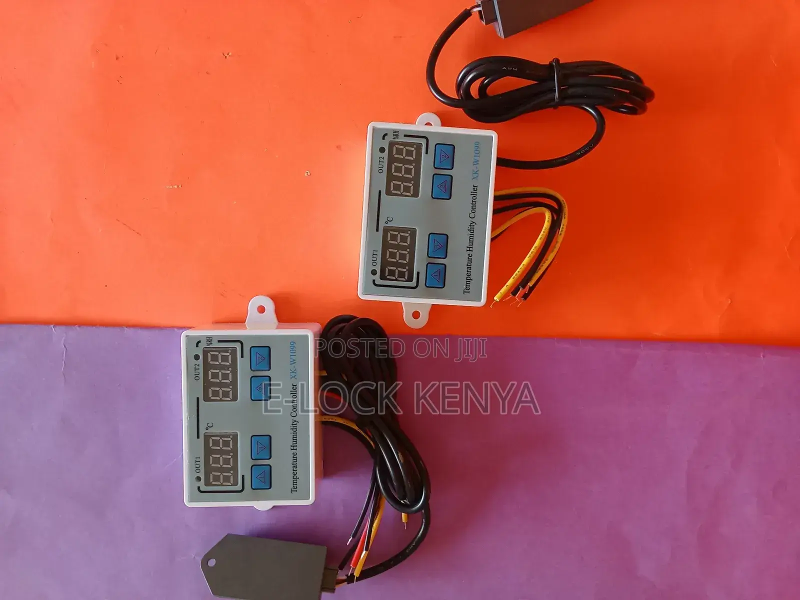 Home Thermostat With Hygrometer Device