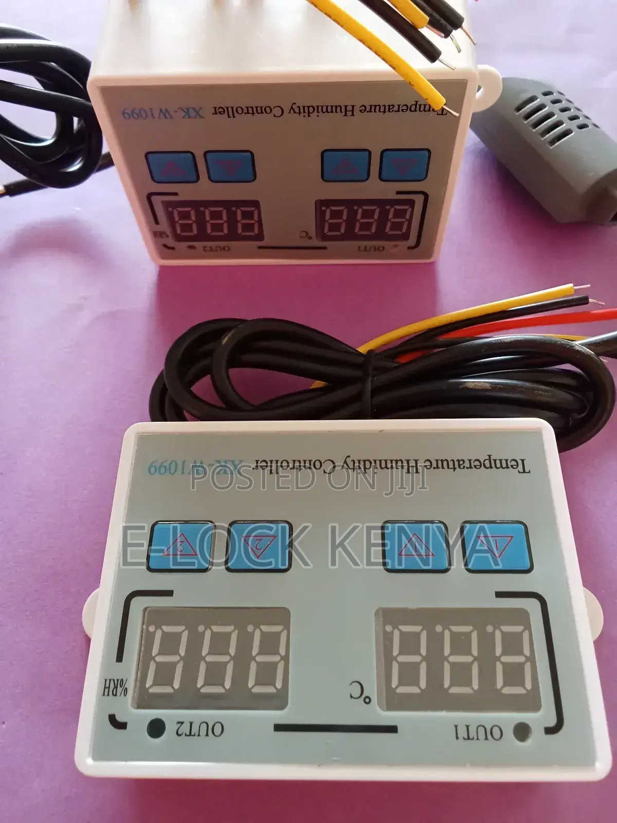 Incubator Hygrometer and Thermostat Device