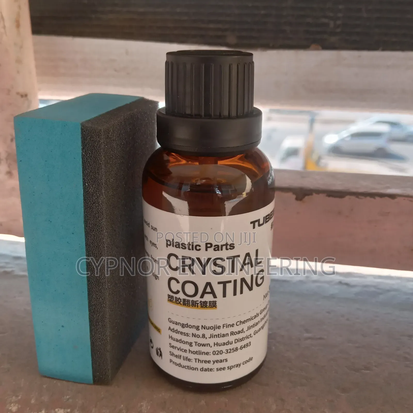 Glossy Plastics Restorer for Car Interiors