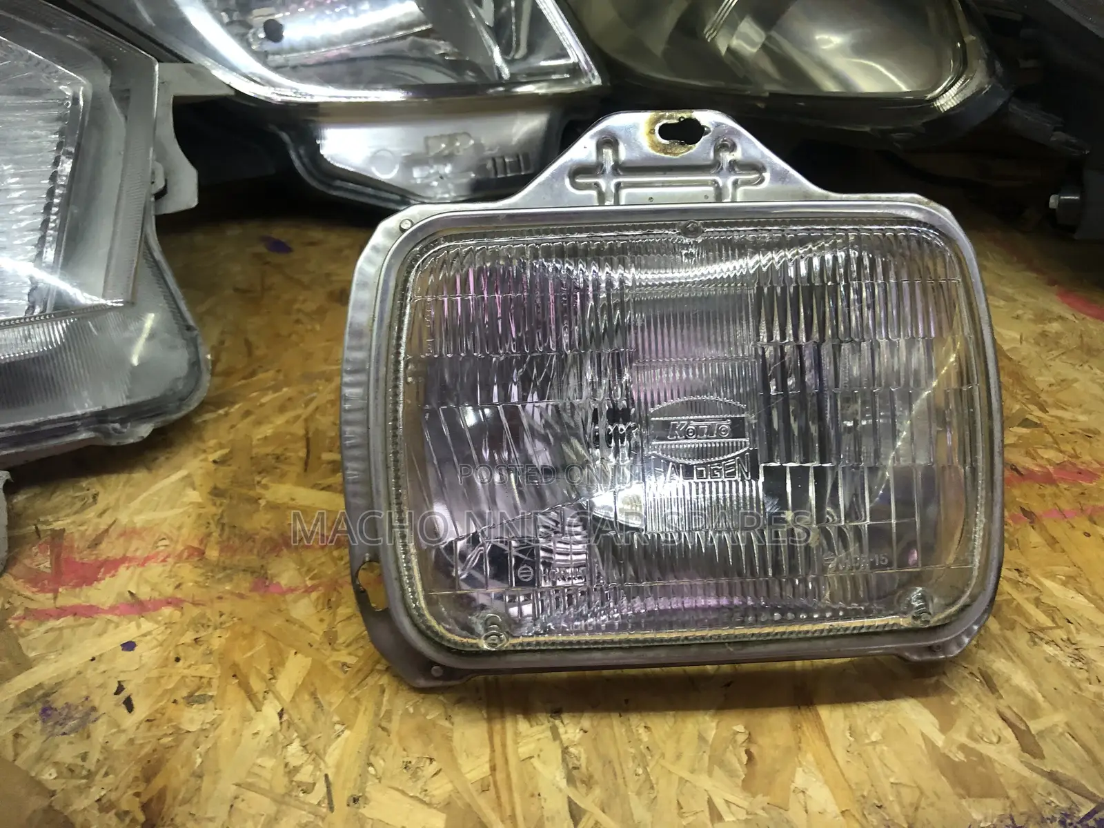 Toyota Townace 2000 Headlight