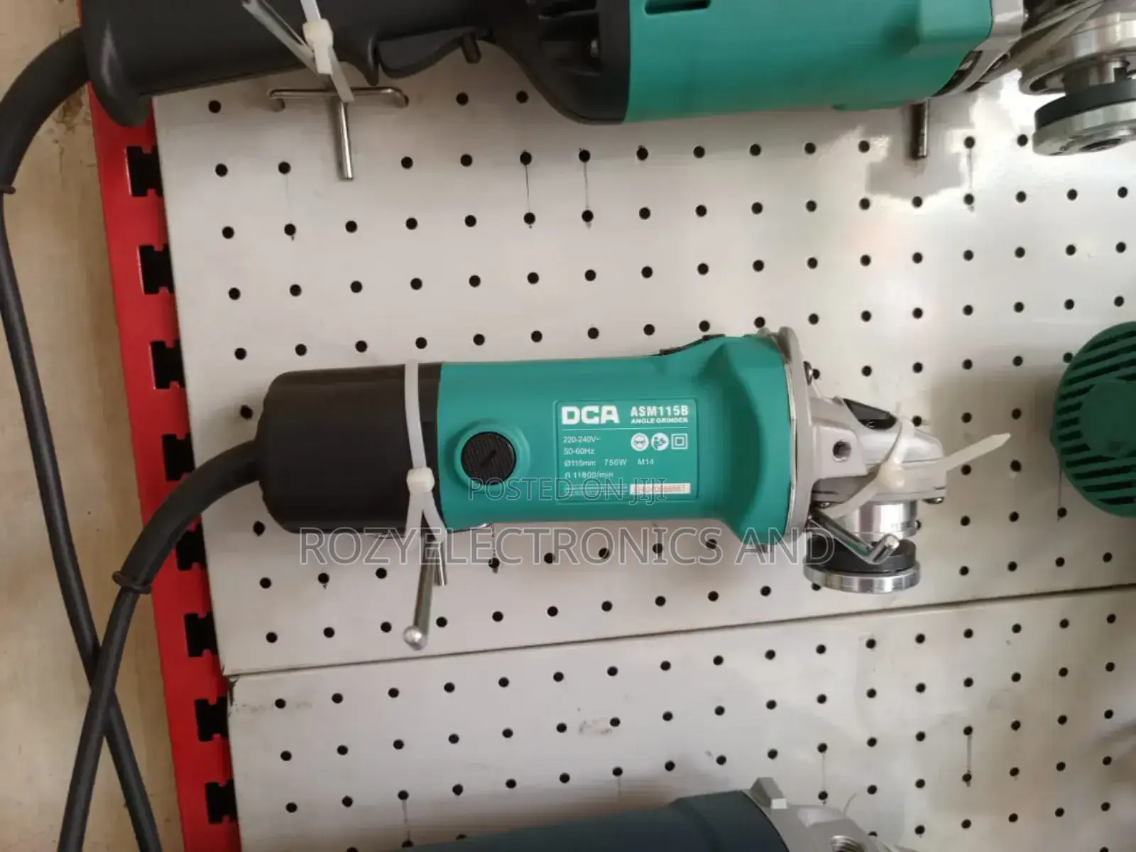 DCA Grinder Machine 750 Inches