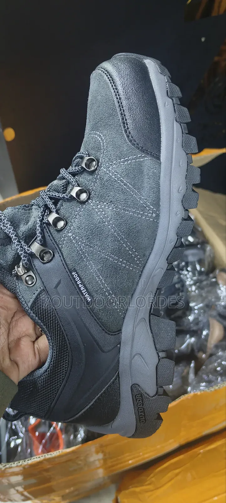 Verhunt Waterproof Hiking Shoes