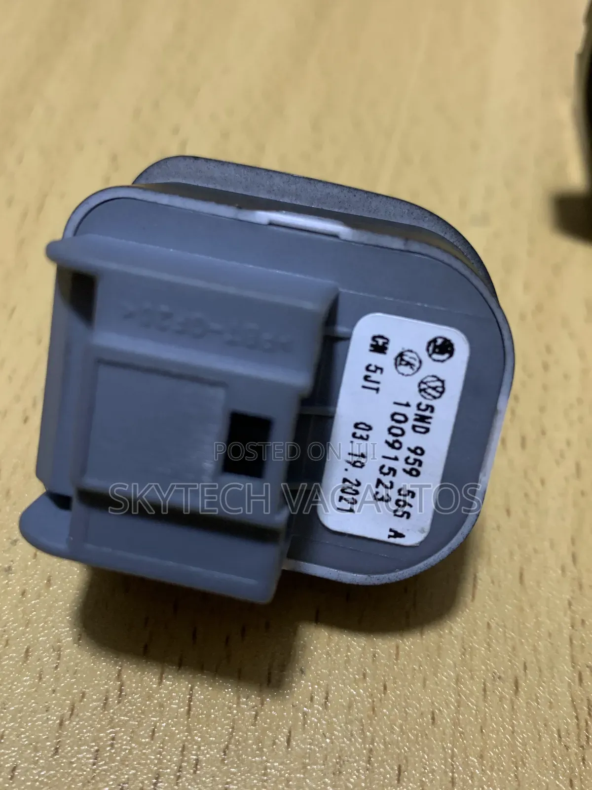 Volkswagen Side Mirror Knob Adjuster