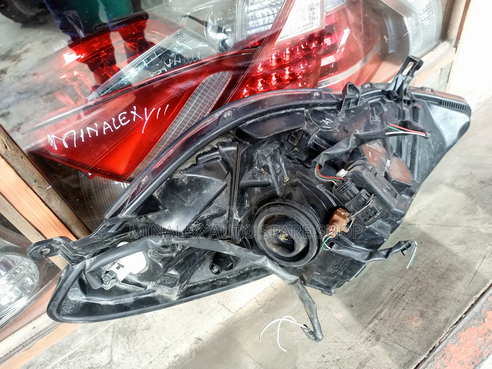 LHS Toyota Vitz 2008 Model Nonzenon Headlights