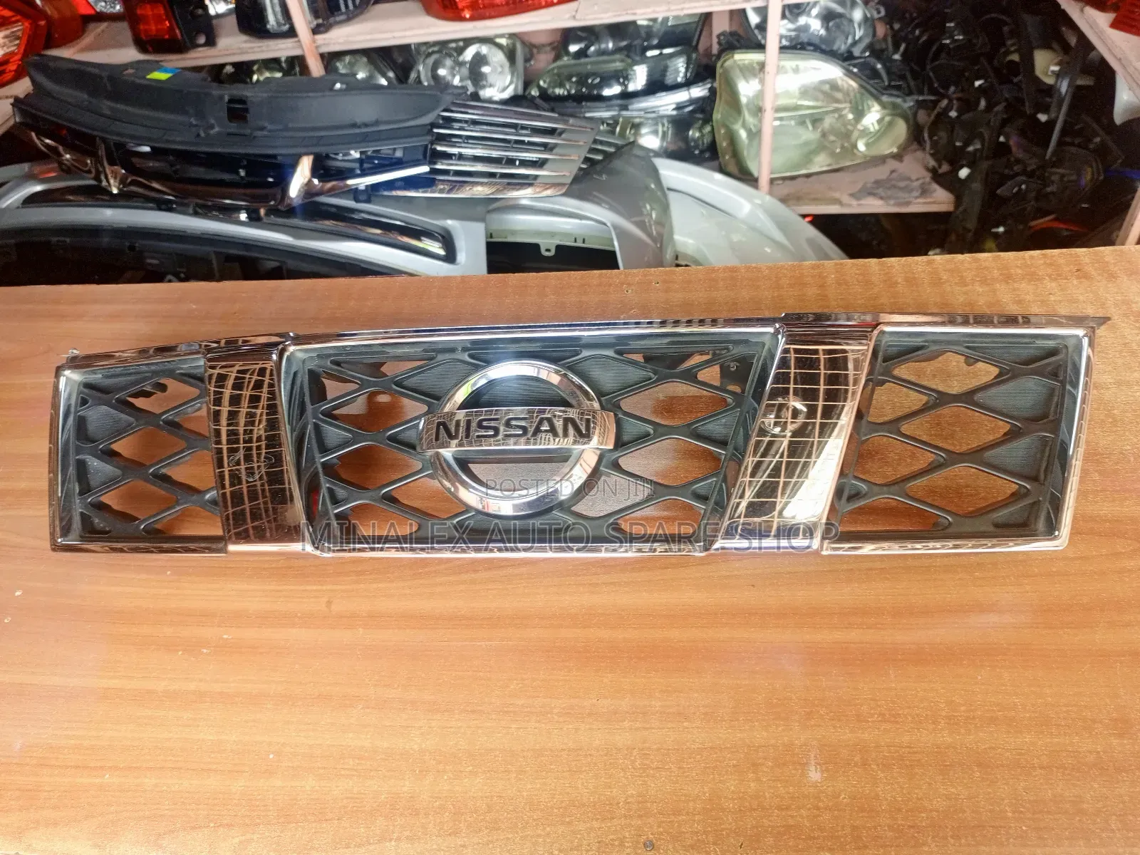 NT31 Nissan Xtrail Chrome Front Grill