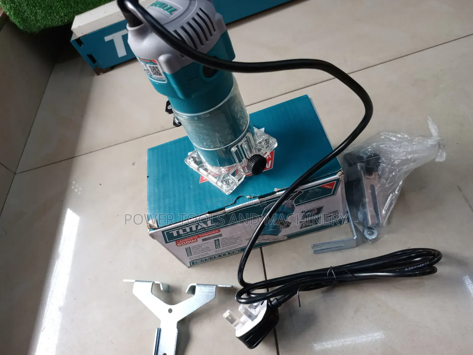 Total Laminate Trimmer