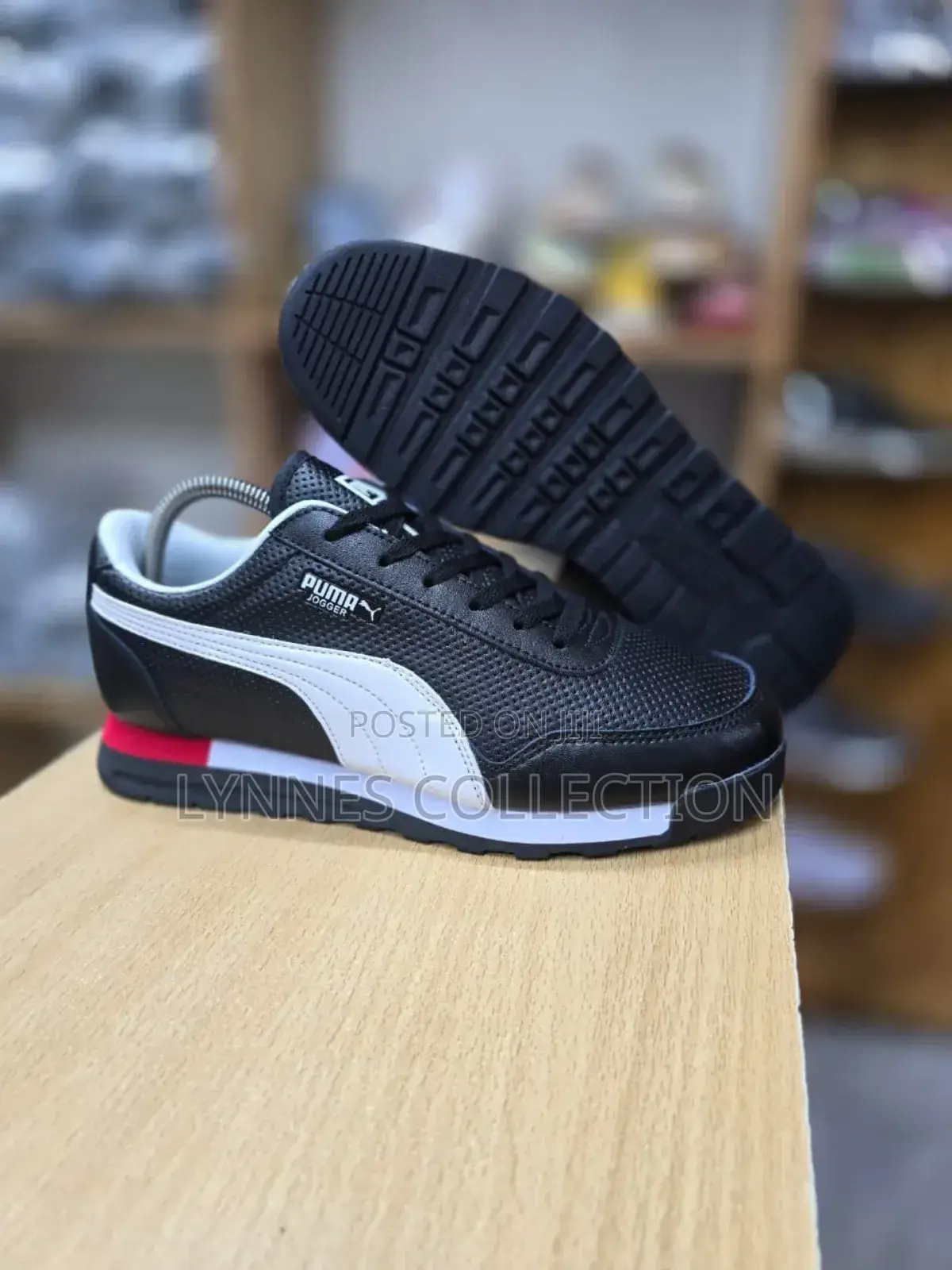 Puma Jogger Sneakers