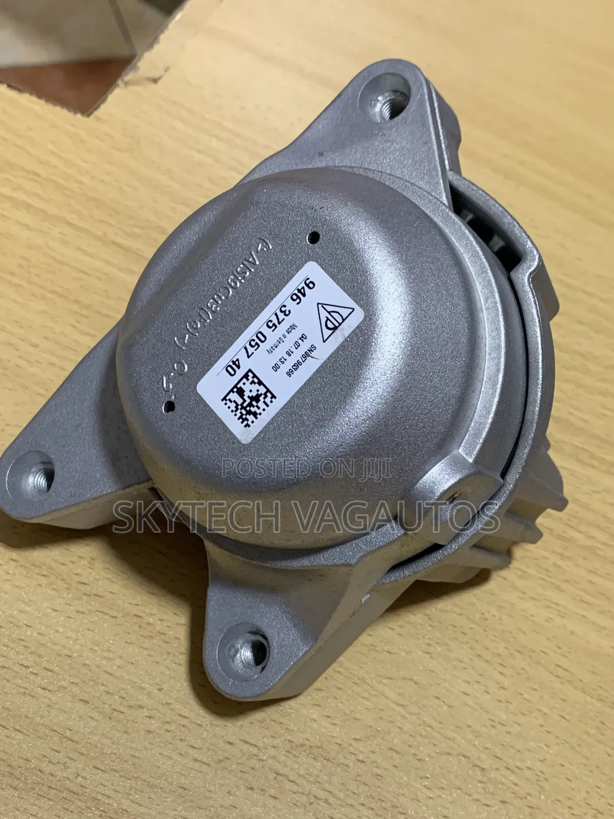 PORSCHE Engine Mount