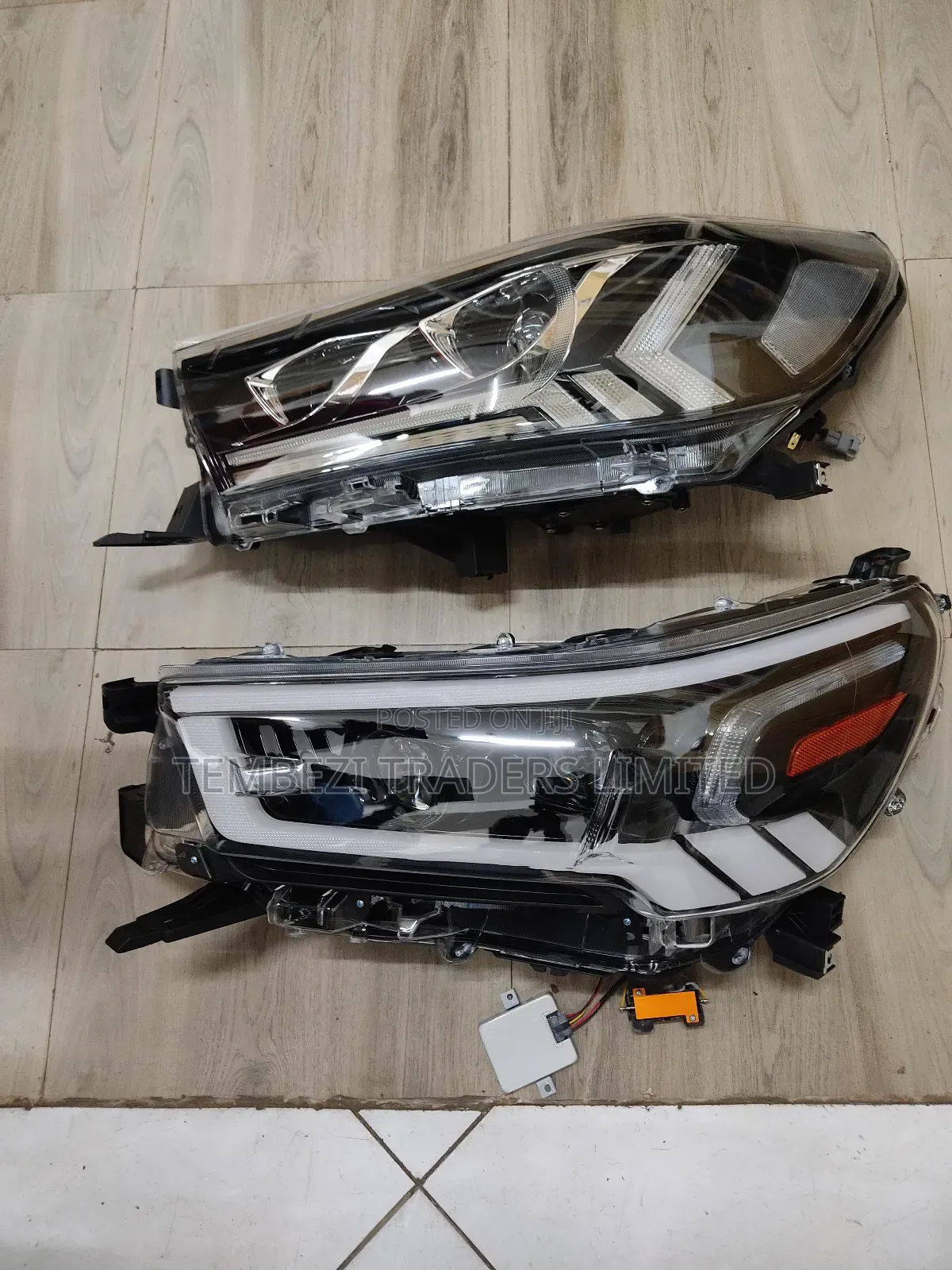 Aftermarket Headlights Toyota Hilux Revo