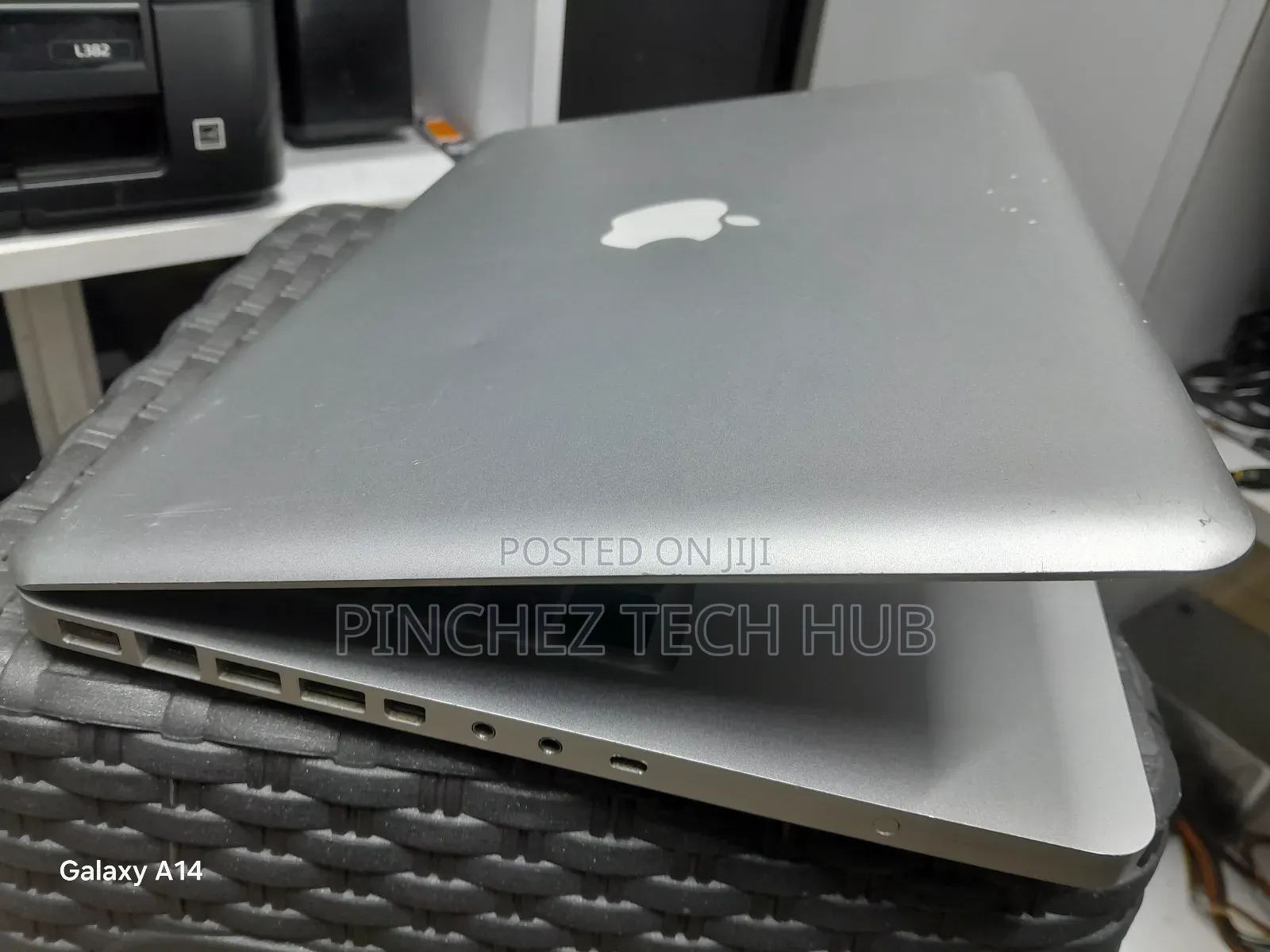 Laptop Apple MacBook Pro 8GB Intel Core I5 HDD 500GB